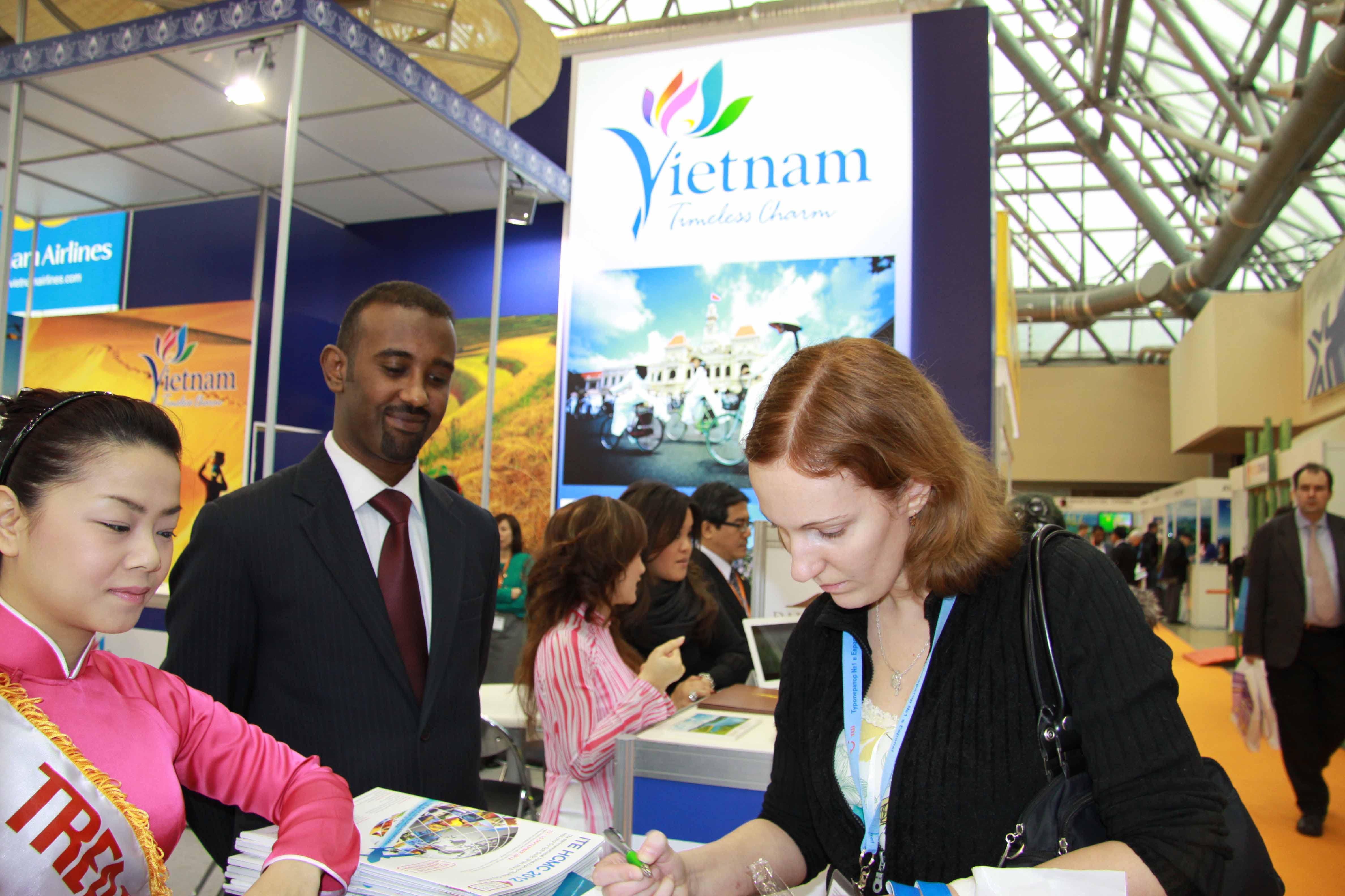 Promueve Vietnam potencialidades del turismo nacional en Rusia